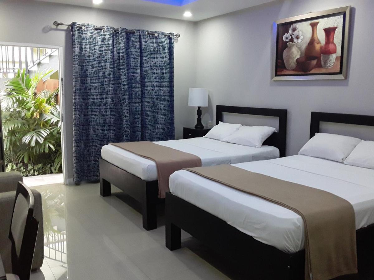 Christar Villas Hotel Kingston Extérieur photo