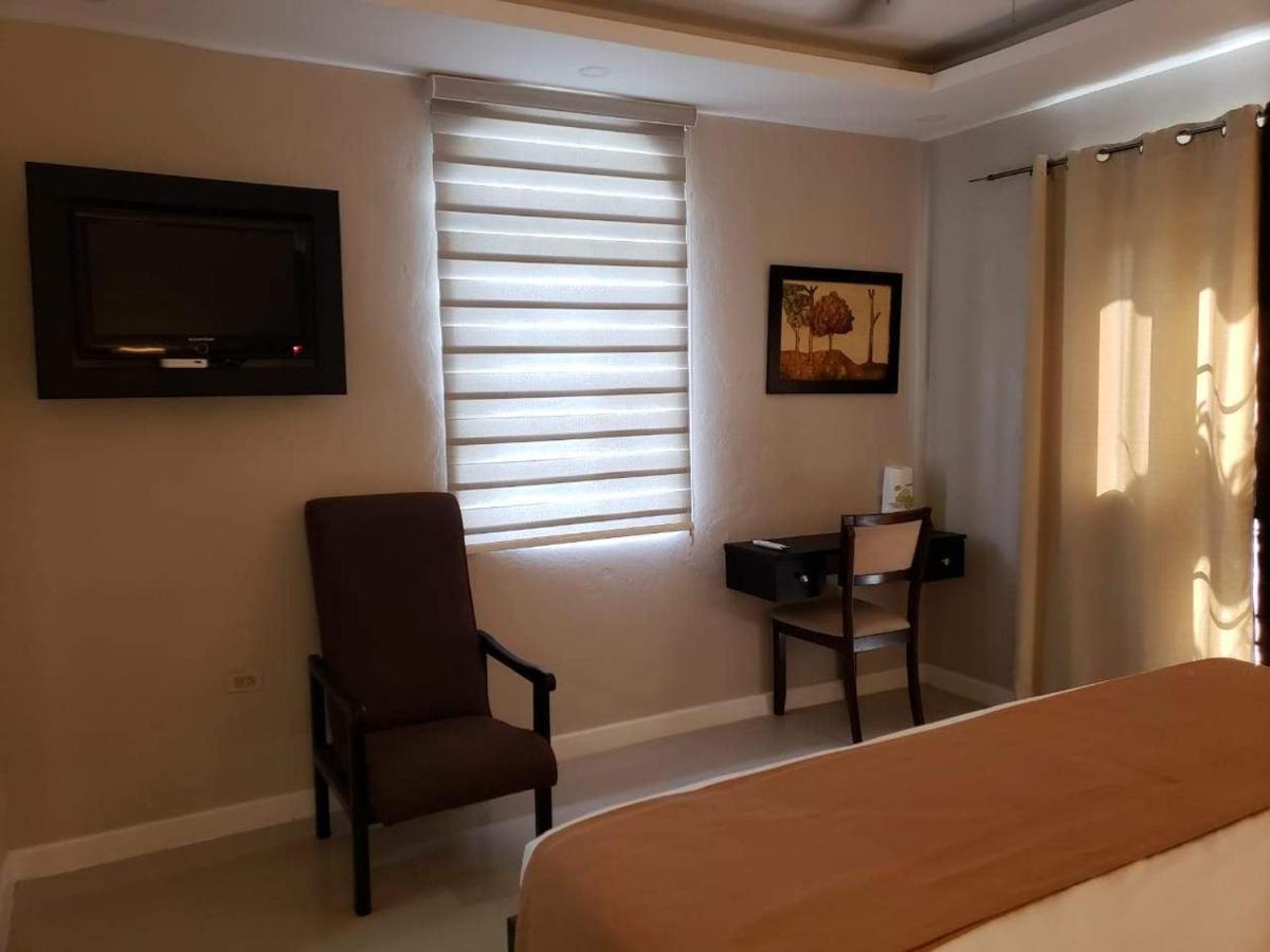 Christar Villas Hotel Kingston Extérieur photo