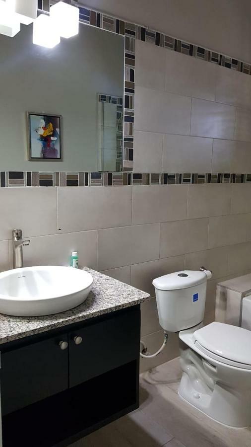 Christar Villas Hotel Kingston Extérieur photo